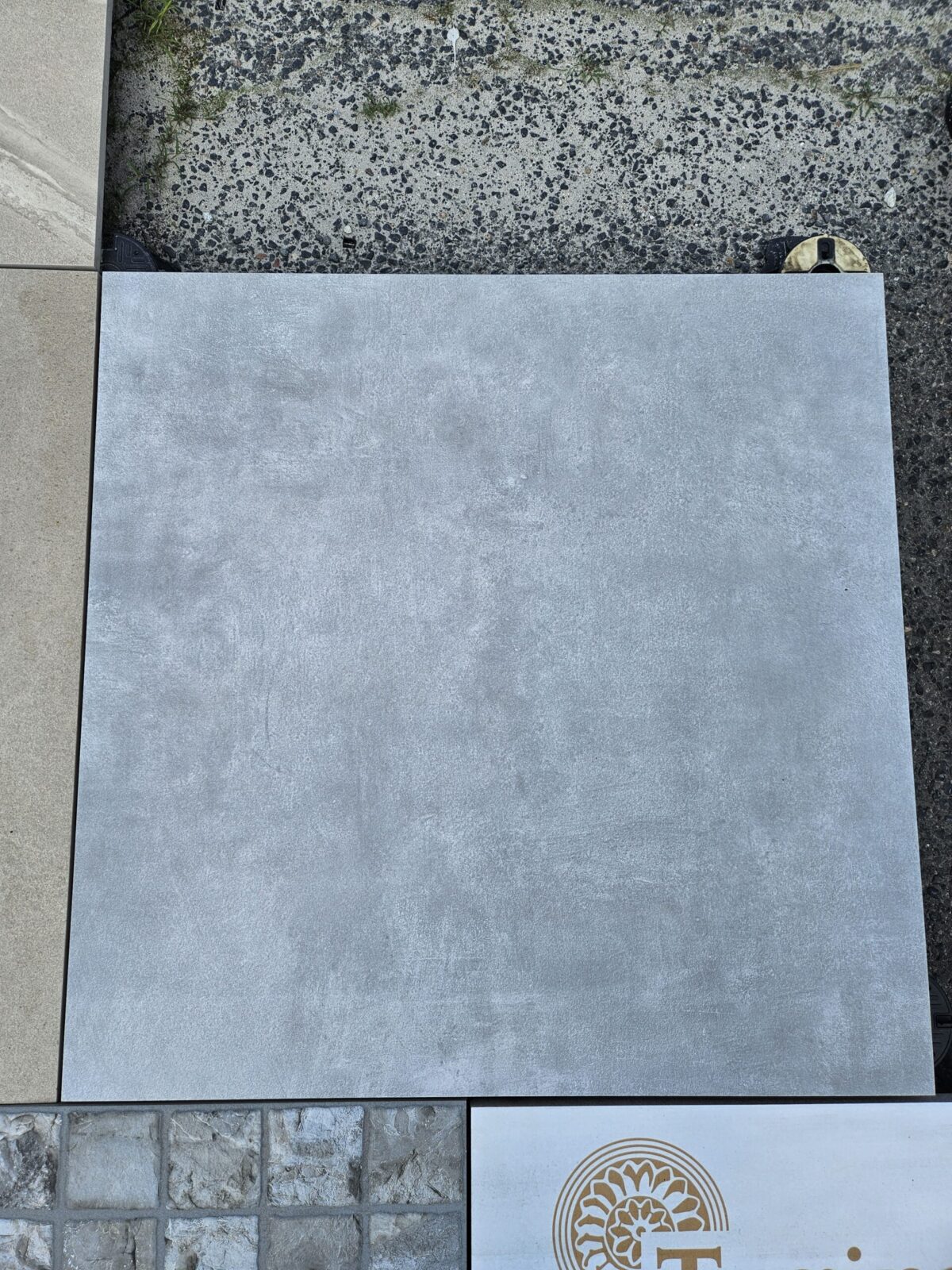 URBAN SPACE CEMENTO 90X90 2 CM II GATUNEK PŁYTKA TARASOWA - obrazek 2