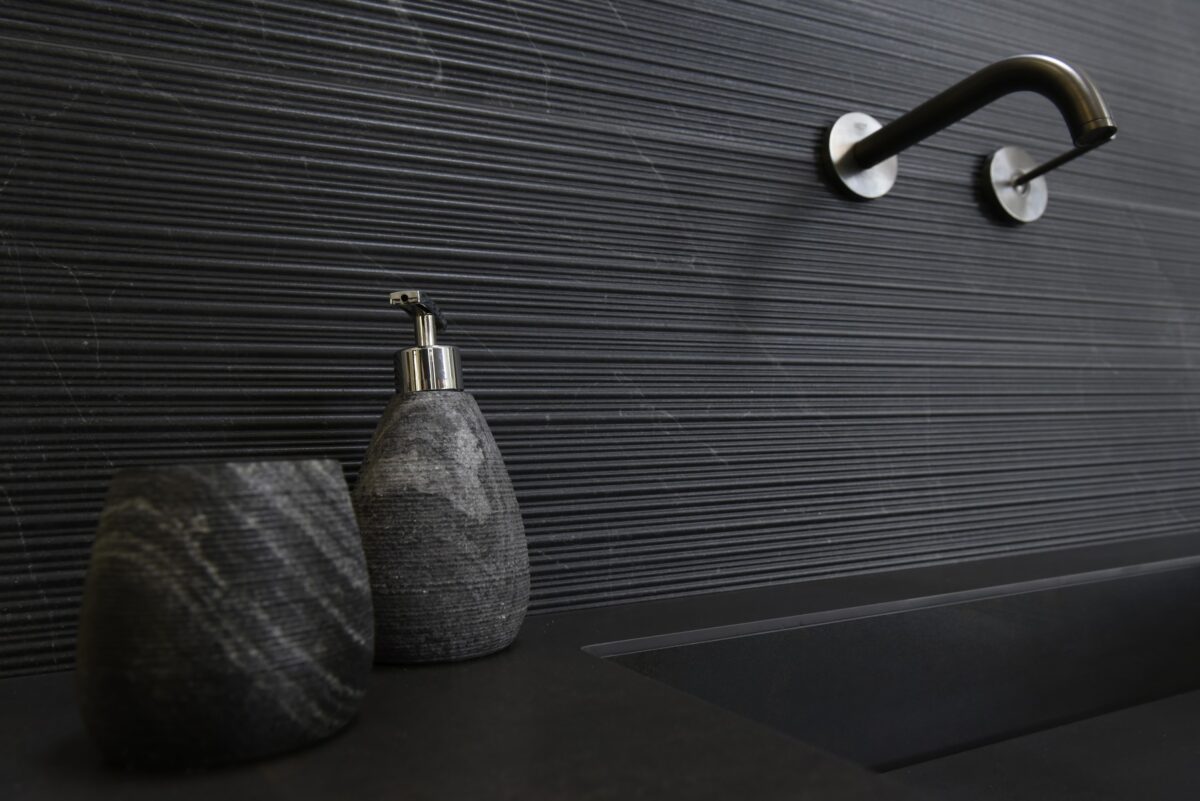 ITALGRANITI SHALE DARK 60X120 RIBBED - obrazek 2